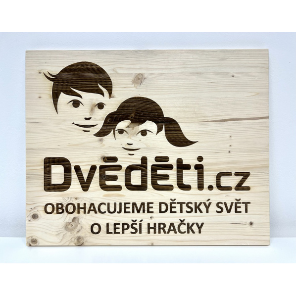 Dvěděti.cz Dřevěné logo 50x40 cm Dvěděti.cz Dřevěné logo 50x40 cm